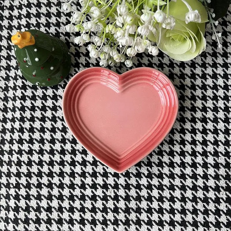 Colorful heart-shaped pet feeding dish