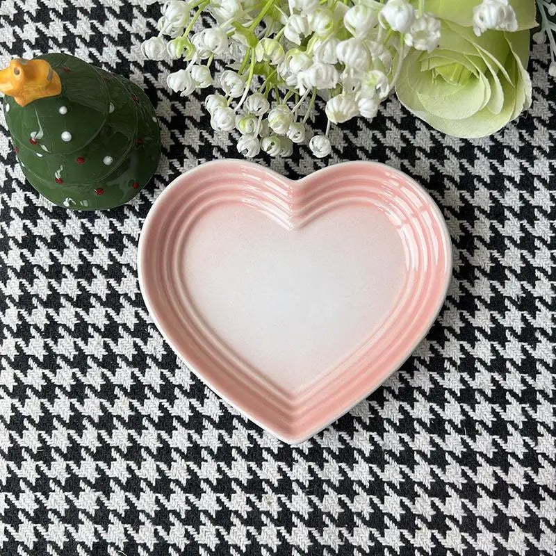 Colorful heart-shaped pet feeding dish